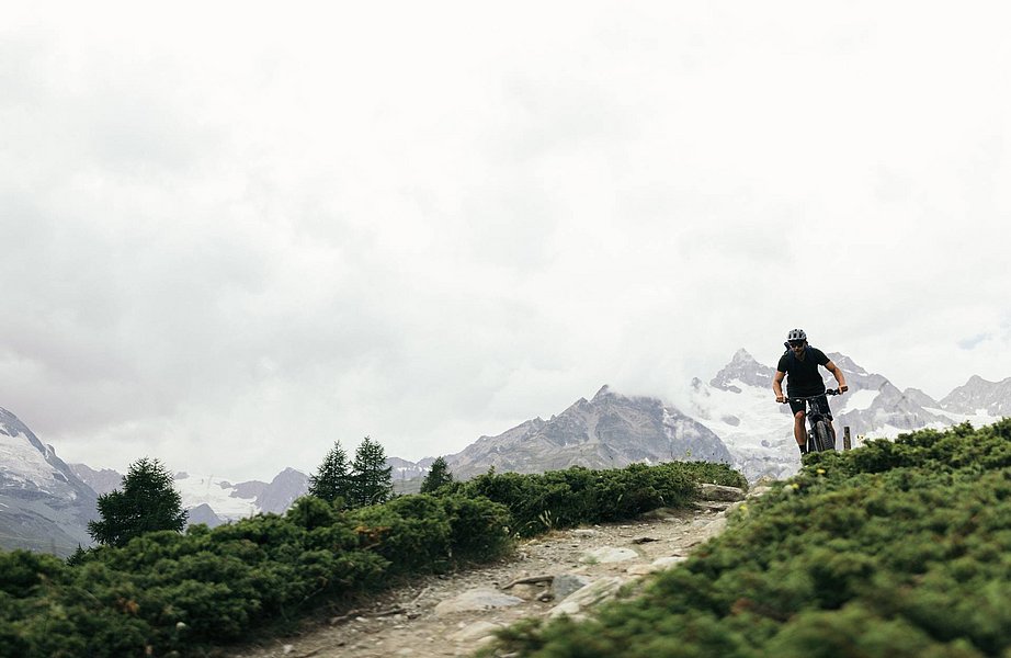 Boutique de sport Zermatt - Le magasin de sport du Cervin Boutique de sport Zermatt - Le magasin de sport du Cervin
